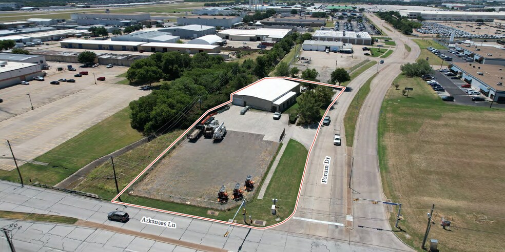 2605 Forum Dr, Grand Prairie, TX à vendre - Photo de l’immeuble – Image 1 sur 4