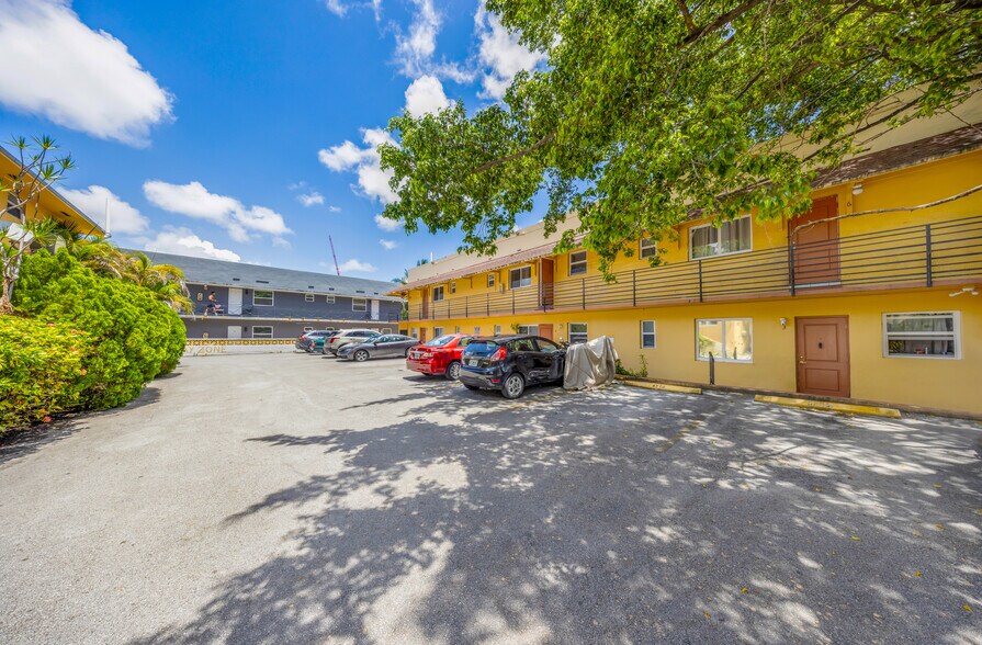 840-858 NW 4th St, Miami, FL à vendre - Photo de l’immeuble – Image 1 sur 42