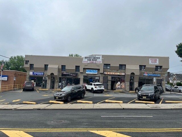 640-642 Eagle Rock Ave, West Orange, NJ à louer - Photo de l’immeuble – Image 1 sur 8