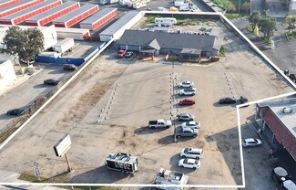 Plus de détails pour 4647 White Ln, Bakersfield, CA - Local commercial à louer