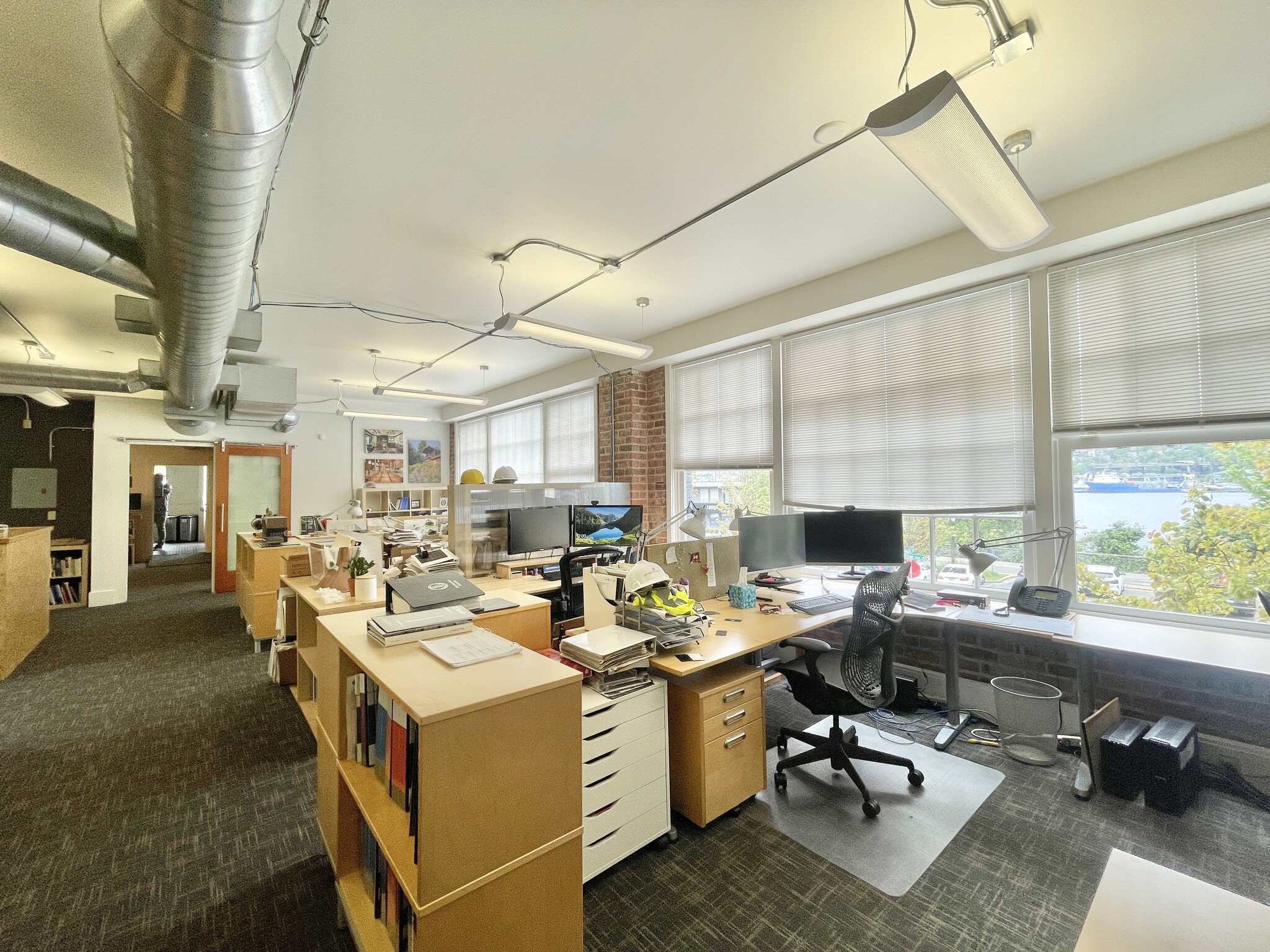 1735 Westlake Ave N, Seattle, WA à louer Photo de l’immeuble– Image 1 sur 4