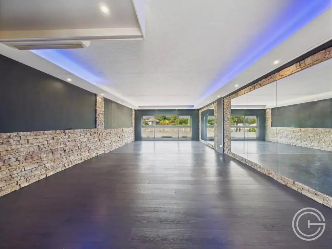 62 Impasse De Font Roubert, Mougins à vendre Photo de l’immeuble– Image 1 sur 1