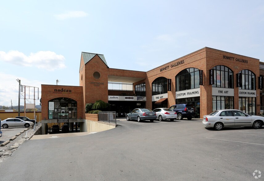 2104 Crestmoor Rd, Nashville, TN à louer - Photo de l’immeuble – Image 3 sur 4