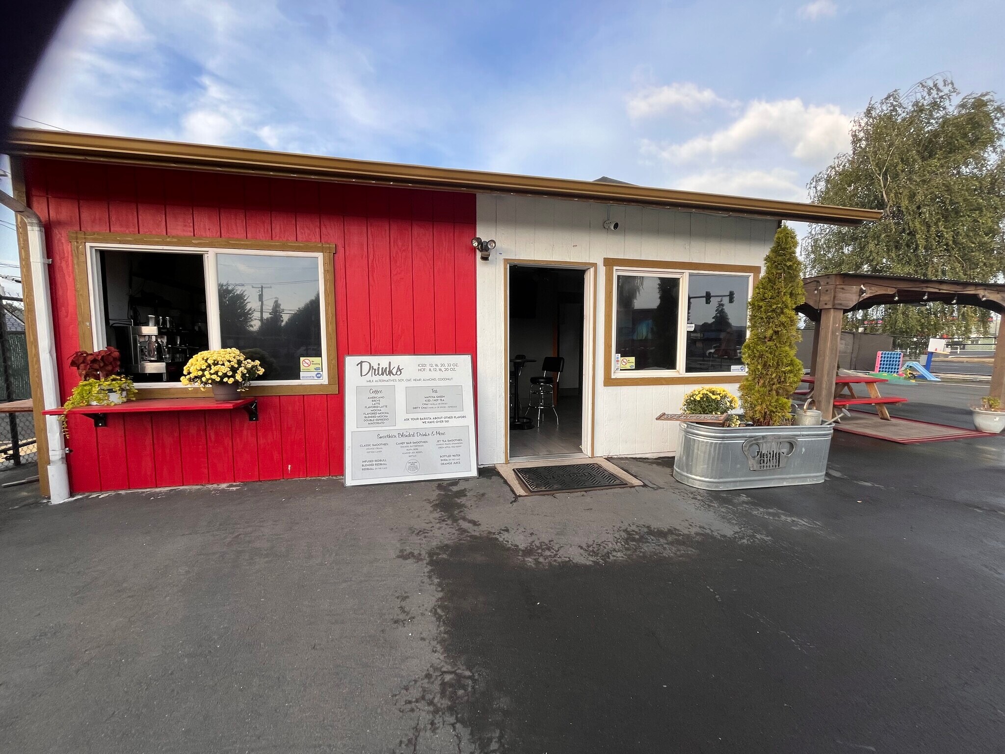 411 Oregon Way - Food Truck Pad portefeuille de 2 biens à vendre sur LoopNet.fr Photo principale– Image 1 sur 24