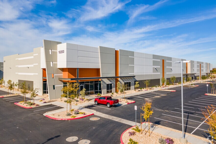 10200 W Montebello Ave, Glendale, AZ à louer - Photo de l’immeuble – Image 2 sur 14