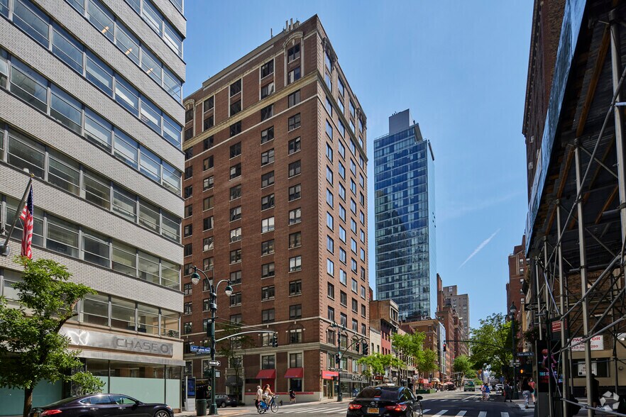 353 Lexington Ave, New York, NY à louer - Photo de l’immeuble – Image 1 sur 3
