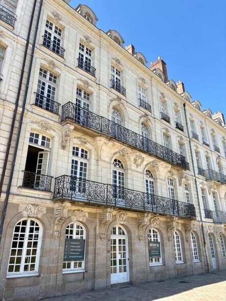 Bureau dans Nantes à louer - Photo de l’immeuble – Image 1 sur 9