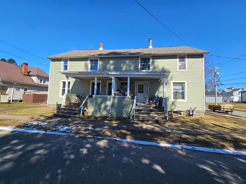 13 Unit High Cap Rate Olean NY portefeuille de 7 biens à vendre sur LoopNet.fr - Photo de l’immeuble – Image 3 sur 7