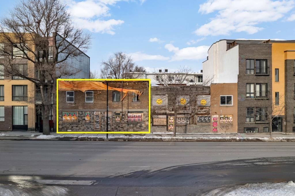 2049 Av Papineau, Montréal, QC à vendre Photo principale– Image 1 sur 3