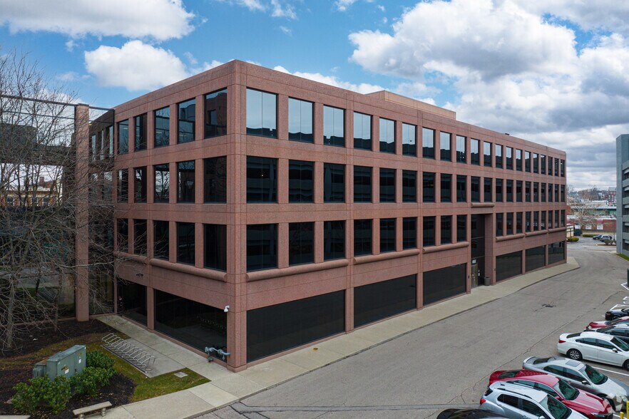 4600 Montgomery Rd, Norwood, OH à louer - Photo principale – Image 2 sur 3