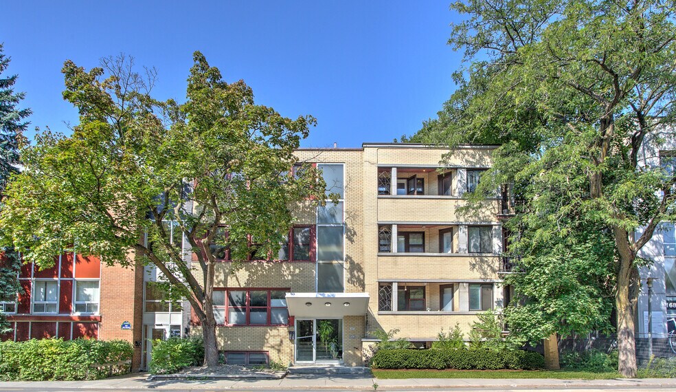 1675 Rue Rachel E, Montréal, QC à vendre - Photo principale – Image 1 sur 1