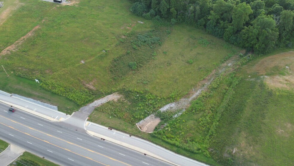 1001 Western way, Lawrenceburg, TN à vendre - Vidéo sur l’annonce professionnelle – Image 2 sur 4
