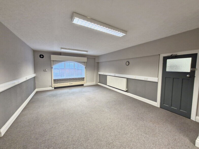 6a South Para, Doncaster à louer - Photo de l’immeuble – Image 3 sur 21