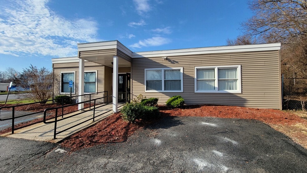 200 Lake St, Newburgh, NY à vendre - Photo de l’immeuble – Image 2 sur 8
