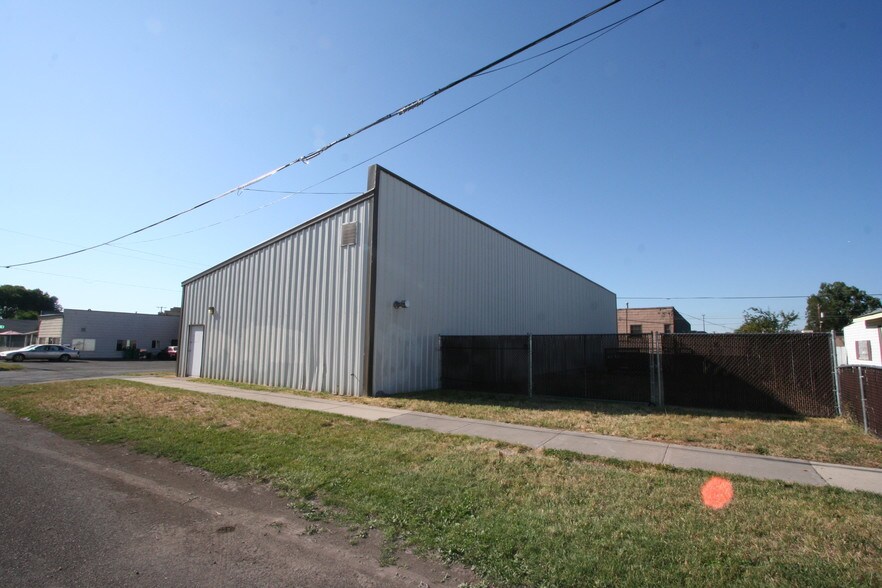 140 Martin St, Klamath Falls, OR à louer - Photo de l’immeuble – Image 3 sur 6