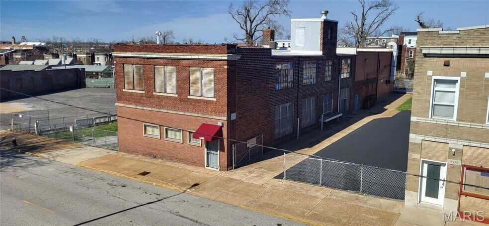 4545 Olive St, Saint Louis, MO à vendre - Photo principale – Image 2 sur 21