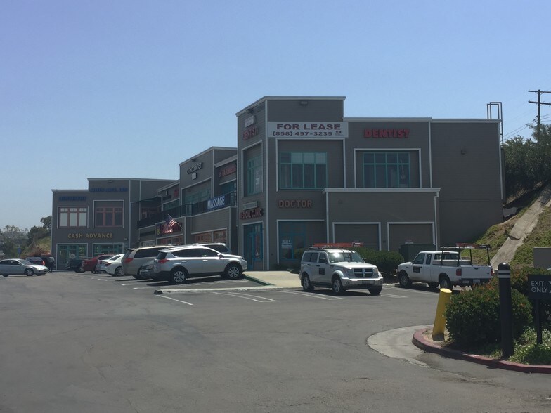 2240 E Plaza Blvd, National City, CA à vendre - Photo de l’immeuble – Image 2 sur 6
