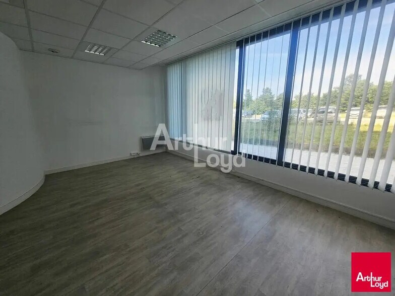 Bureau dans Angers à vendre - Photo de l’immeuble – Image 2 sur 3