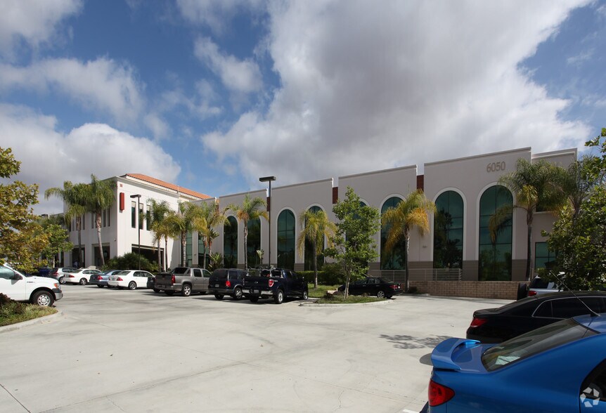 6050 santo Rd, San Diego, CA à louer - Photo de l’immeuble – Image 3 sur 15