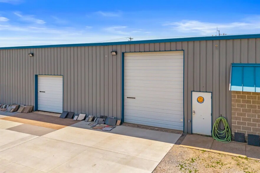 411 Lorry St, Amherst, WI à louer - Photo de l’immeuble – Image 3 sur 23