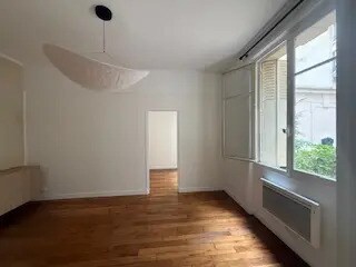 Bureau dans Paris à louer - Photo de l’immeuble – Image 1 sur 7