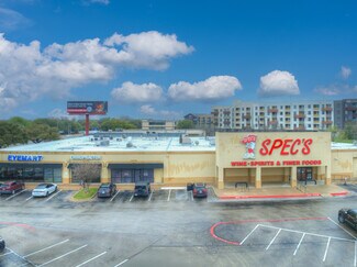 Plus de détails pour 5775 Airport Blvd, Austin, TX - Bureau/Local commercial à louer