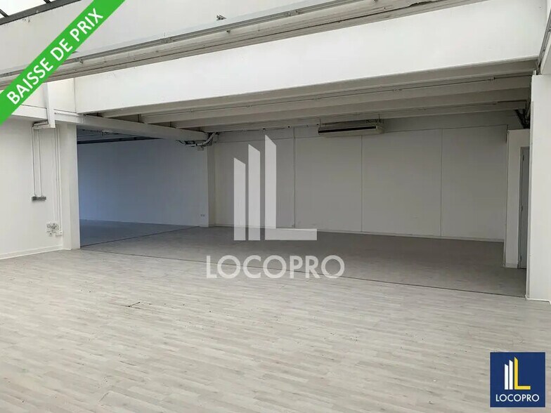 Bureau dans Villeneuve-Loubet à louer - Photo de l’immeuble – Image 2 sur 10