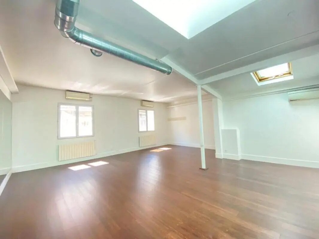 Bureau dans Boulogne-Billancourt à vendre Photo de l’immeuble– Image 1 sur 8