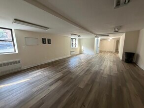 4101 Parsons Blvd, Flushing, NY à louer Photo intérieure– Image 1 sur 12