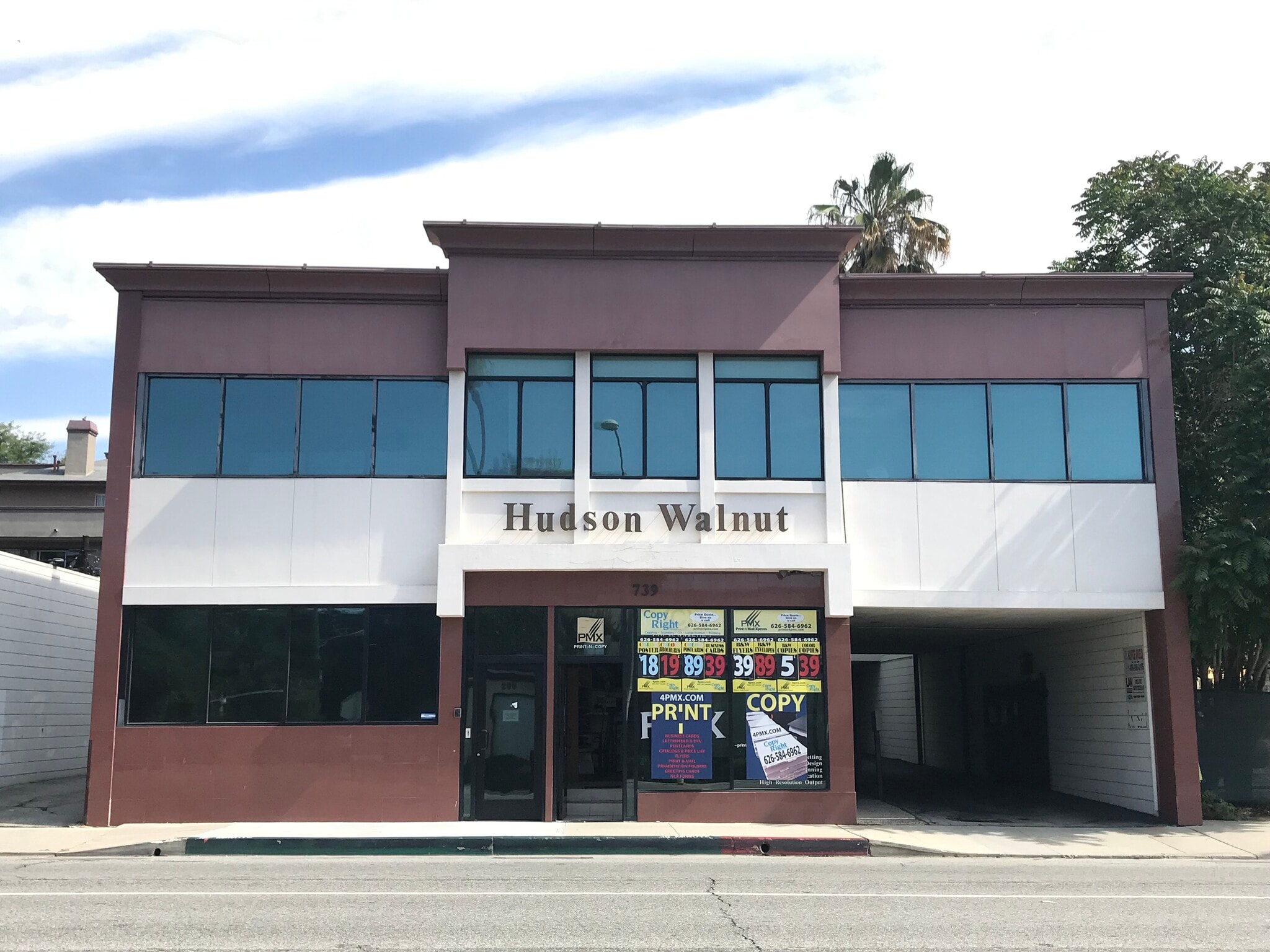 739 E Walnut St, Pasadena, CA à louer Photo principale– Image 1 sur 6