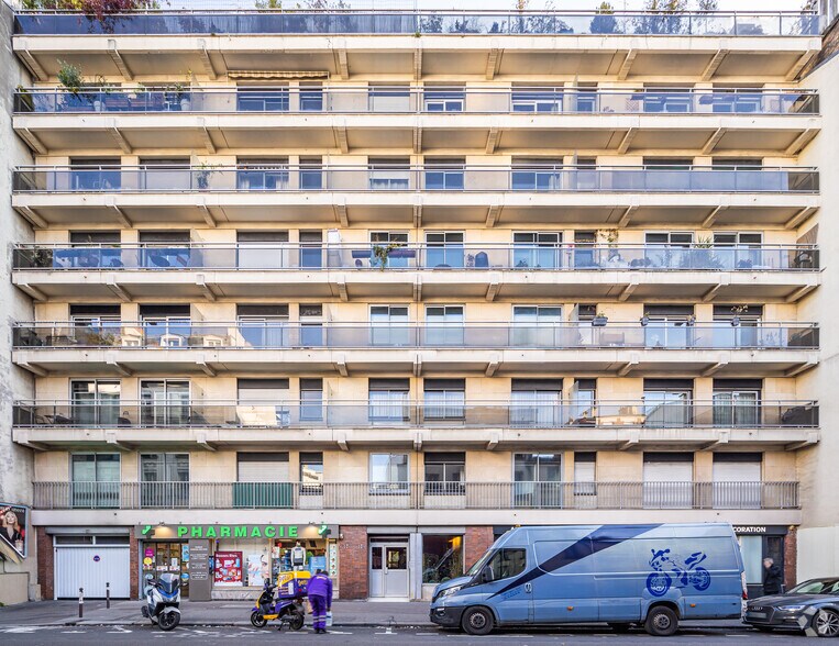 19 Rue De La Croix Nivert, Paris à louer - Photo de l’immeuble – Image 3 sur 5