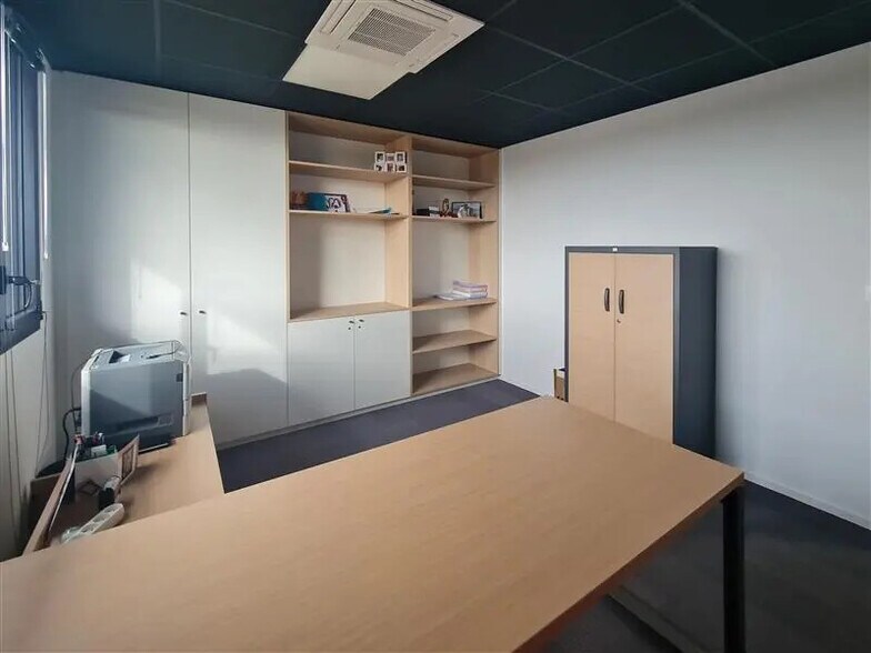 Bureau dans Plérin à louer - Photo de l’immeuble – Image 2 sur 10