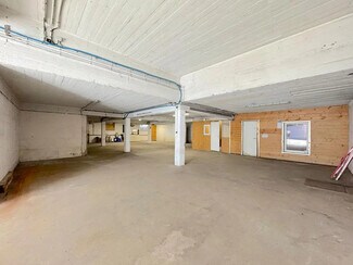 Plus de détails pour Industriel/Logistique à louer