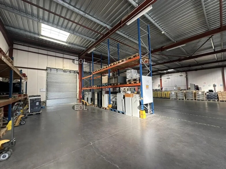 Local d’activités dans Marseille à louer - Photo de l’immeuble – Image 2 sur 6