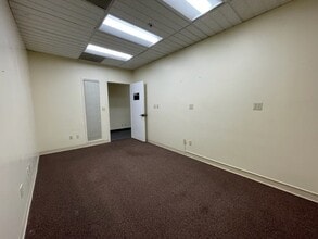 190 S Orchard Ave, Vacaville, CA à louer Photo intérieure– Image 1 sur 3
