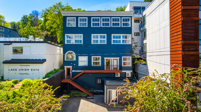 1607 Dexter Ave N, Seattle, WA à vendre Photo intérieure– Image 1 sur 4