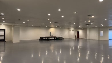 9354-9356 Magnolia Ave, Riverside, CA à louer Photo intérieure– Image 2 sur 32