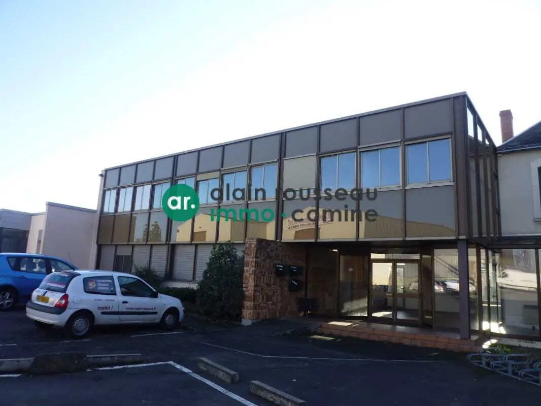 Bureau dans SAINT-BARTHELEMY-D'ANJOU à louer Photo de l’immeuble– Image 1 sur 2
