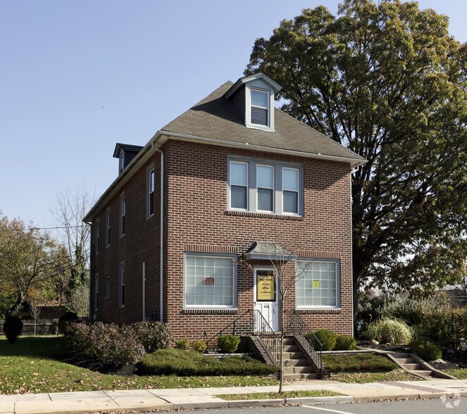 47 W Winona Ave, Norwood, PA à vendre - Photo de l’immeuble – Image 3 sur 3