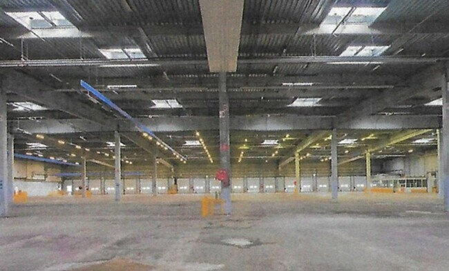 Plus de détails pour Industriel/Logistique à louer