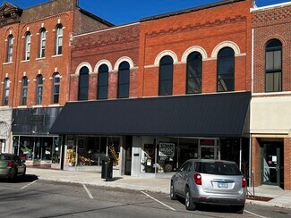 Plus de détails pour 120 N Side Sq, Macomb, IL - Local commercial à vendre