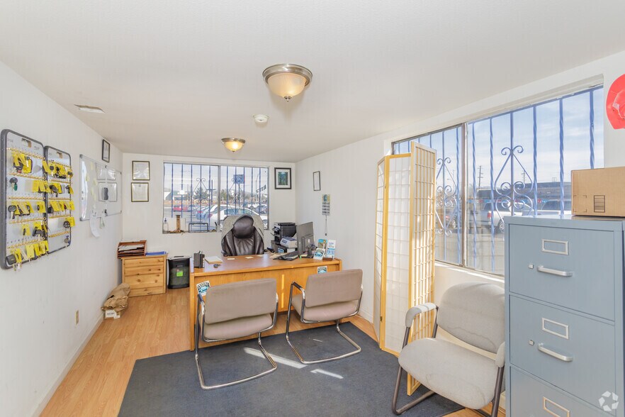 295 Kietzke Ln, Reno, NV à louer - Photo intérieure – Image 2 sur 23