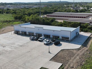 Plus de détails pour 3969 Farm to Market Road 1187, Crowley, TX - Local commercial à louer