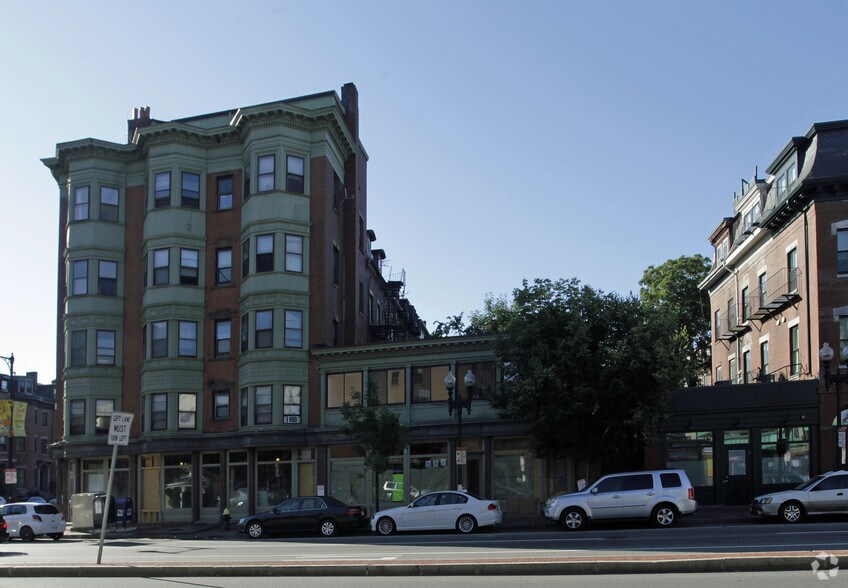 782 Tremont St, Boston, MA à louer - Photo de l’immeuble – Image 2 sur 2
