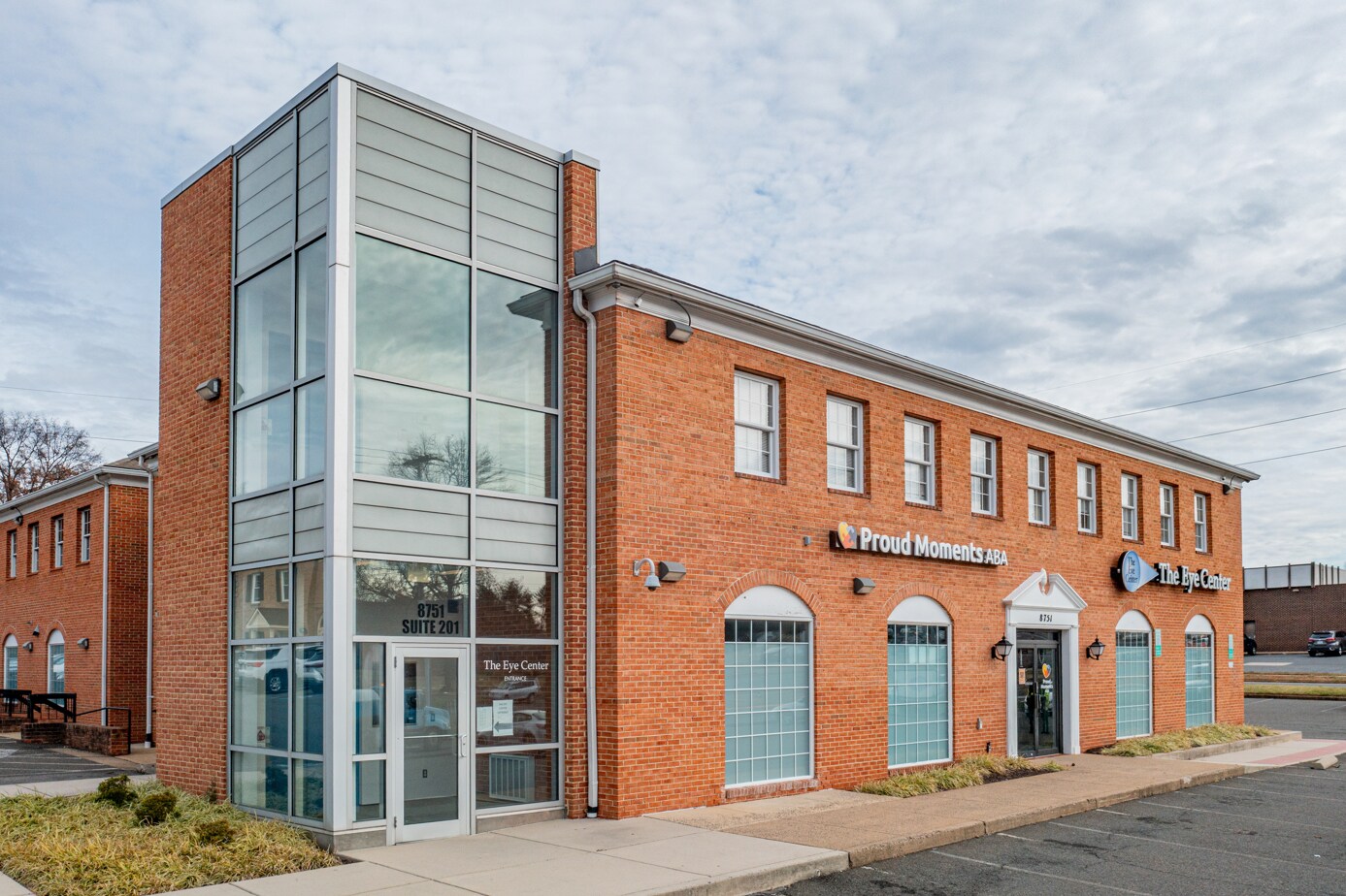 The Eye Center Portfolio portefeuille de 2 biens à vendre sur LoopNet.fr Photo de l’immeuble– Image 1 sur 5