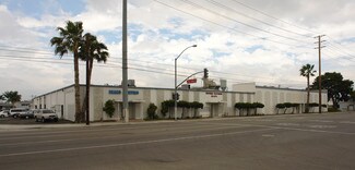 Plus de détails pour 1329-1335 E Warner Ave, Santa Ana, CA - Industriel/Logistique à louer