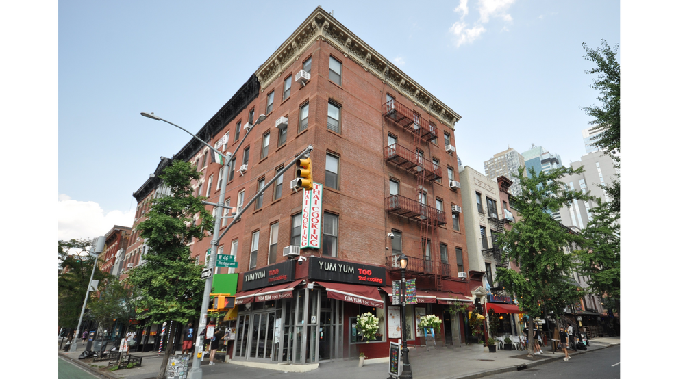 Hell's Kitchen Mixed Use Portfolio portefeuille de 2 biens à vendre sur LoopNet.fr - Photo de l’immeuble – Image 1 sur 14