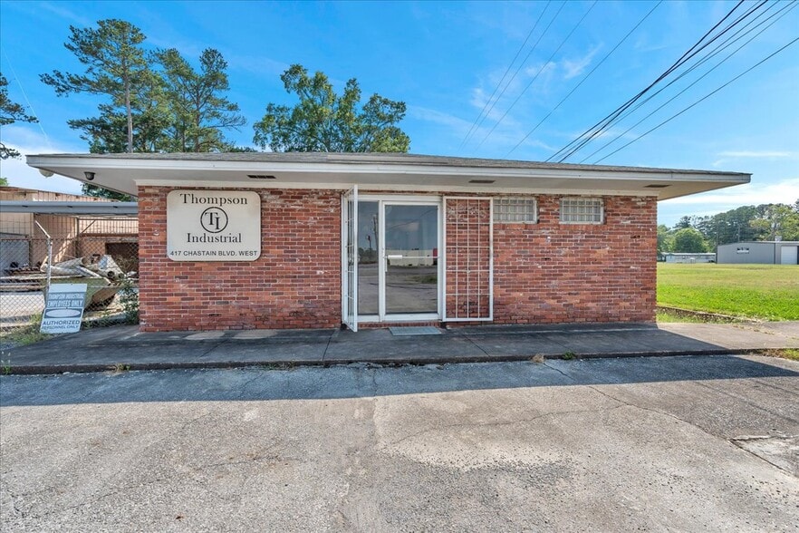 417 Chastain Blvd W, Glencoe, AL à vendre - Photo de l’immeuble – Image 2 sur 7