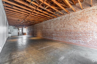 309 W 7th St, San Pedro, CA à louer Photo intérieure– Image 1 sur 12