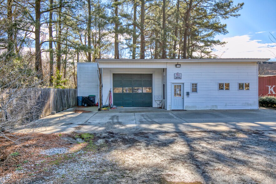 7426 Richmond Rd, Williamsburg, VA à vendre - Photo principale – Image 1 sur 15